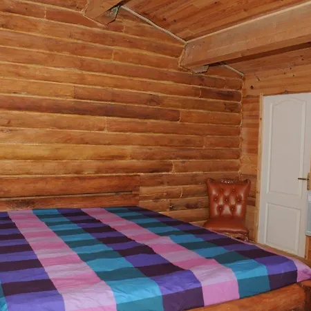 Δωμάτια σε οικογενειακή κατοικία Chez Jojo *